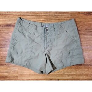Nike ACG Womans Size 10 Green Shorts